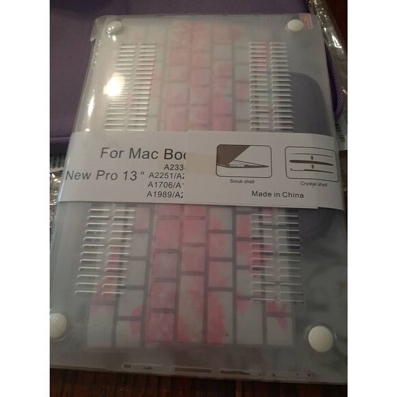 New Wocadi 5-in-1 Purple Floral MacBook Pro 13" Sleeve and Protection Kit - Picture 3 of 6